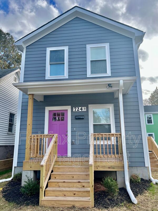 Durham House: 724C Liberty St.