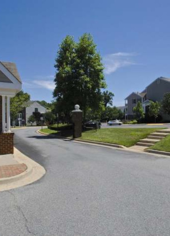 Annapolis House: 2002 Peggy Stewart Way