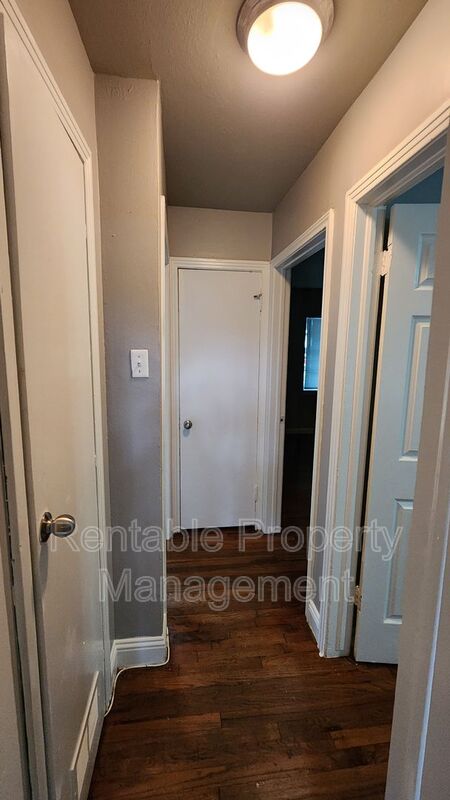 Irving House: 406 West 14th St