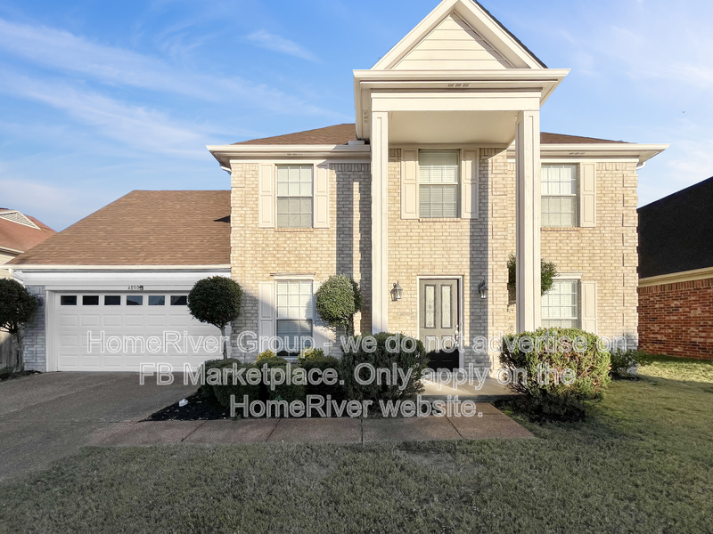 Memphis House: 4890 Busy St