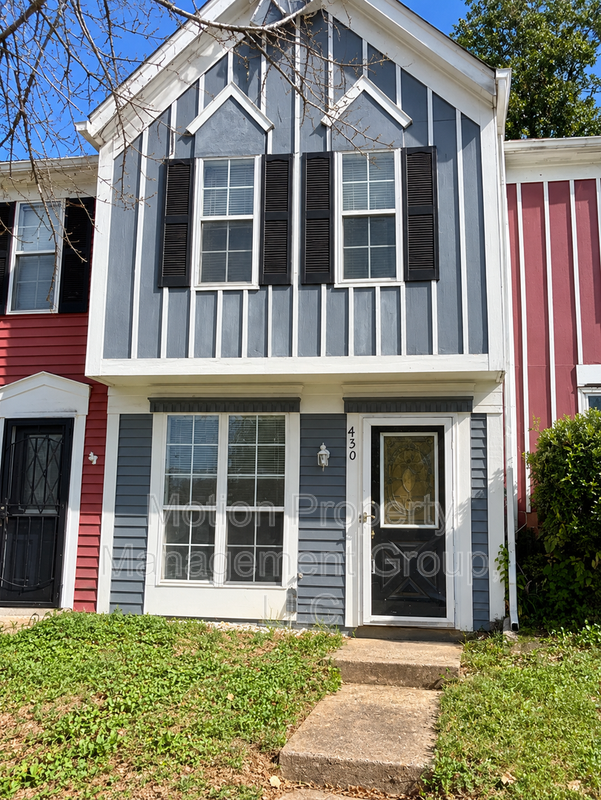 Stone Mountain House: 450 Prince of Wales