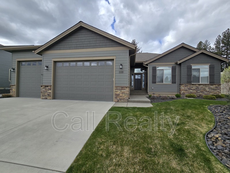Spokane House: 5530 N Radium Ln