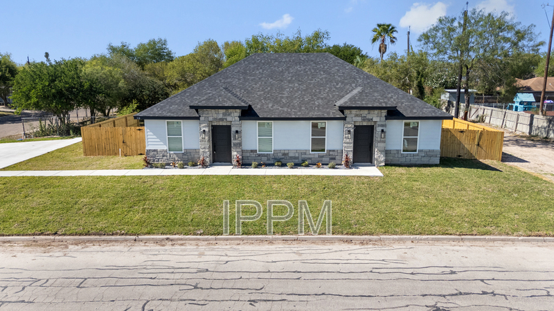 Harlingen Condo: 318 W New Hampshire