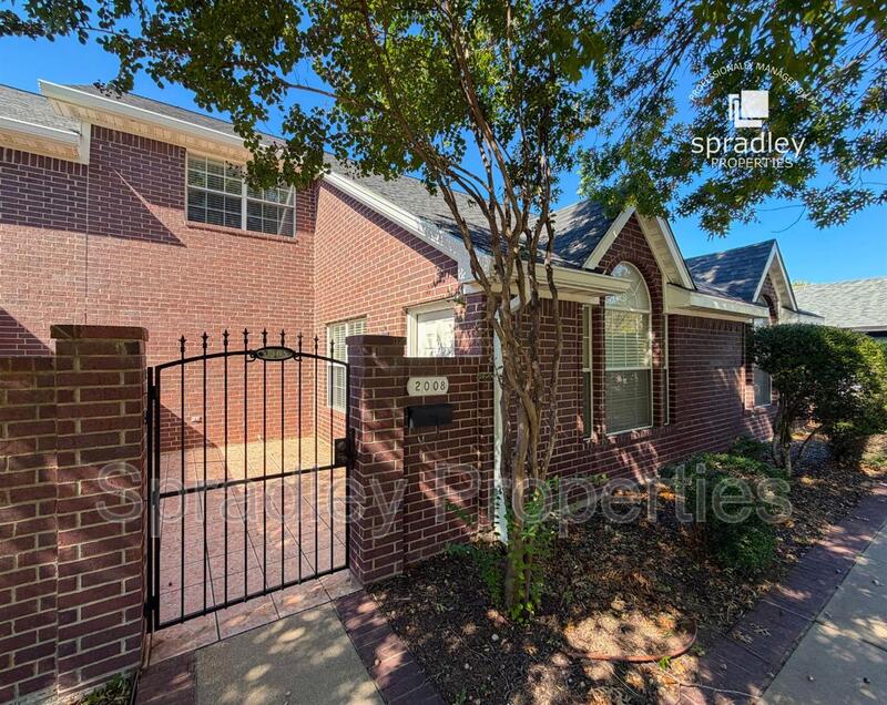 Temple Townhome: 2008 S 55th St