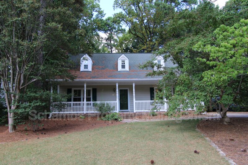 Cary House: 100 Fawn Ct