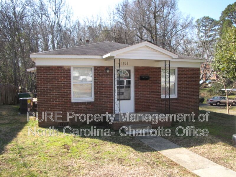 Charlotte Condo: 1933 Saint Luke St