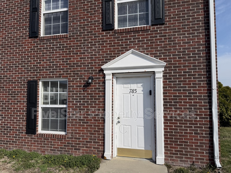 Chatham Condo: 799 Titan Ct