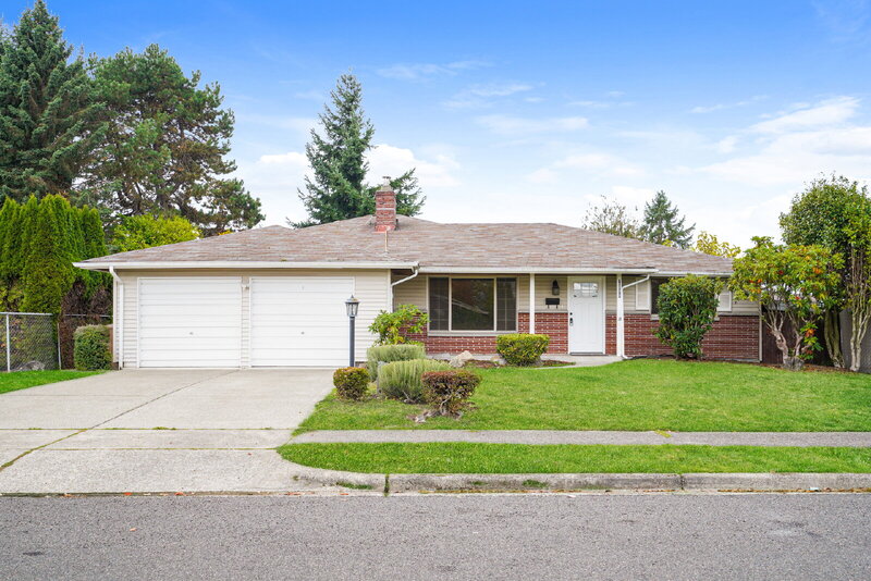 Tacoma House: 7808 S Ainsworth Ave