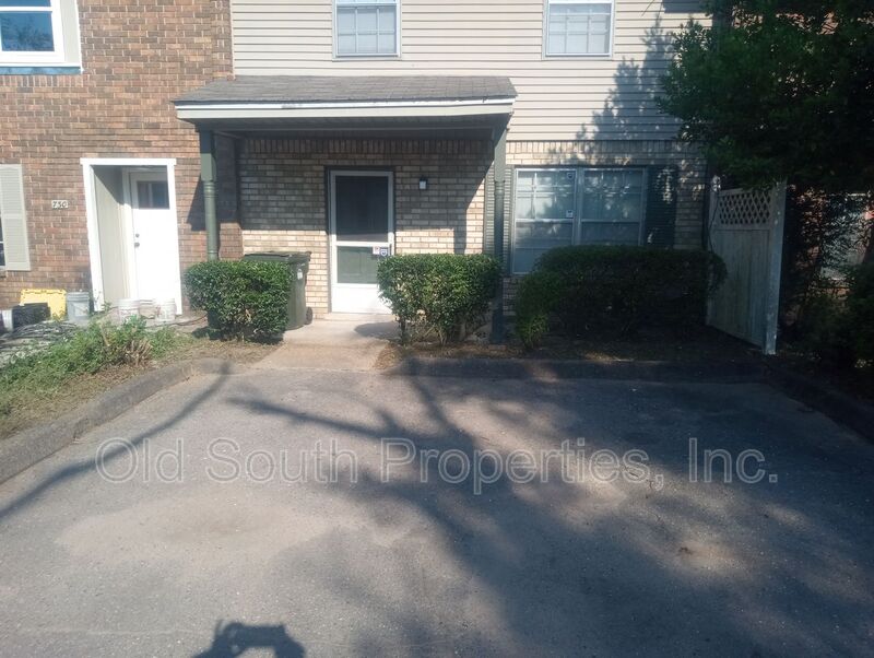 Pensacola Townhome: 728 N. Fairfield Dr