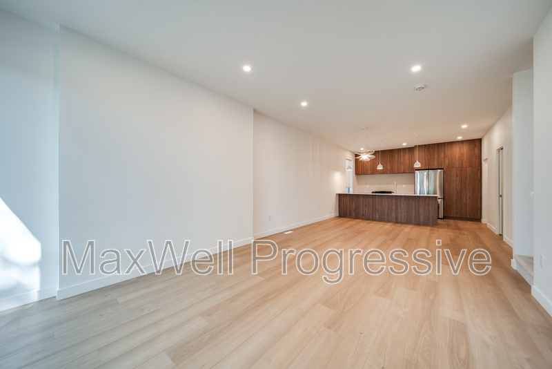 Edmonton Townhome: 11315 58 Avenue NW