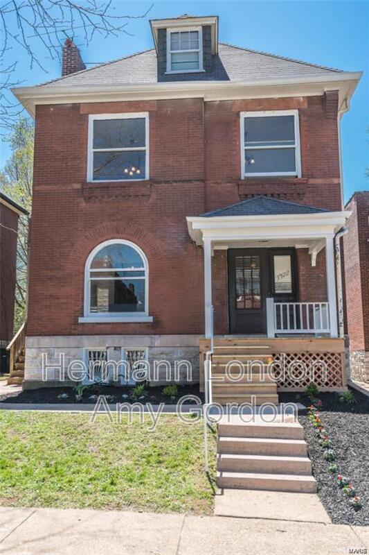 Saint Louis House: 3922 Castleman Avenue,
