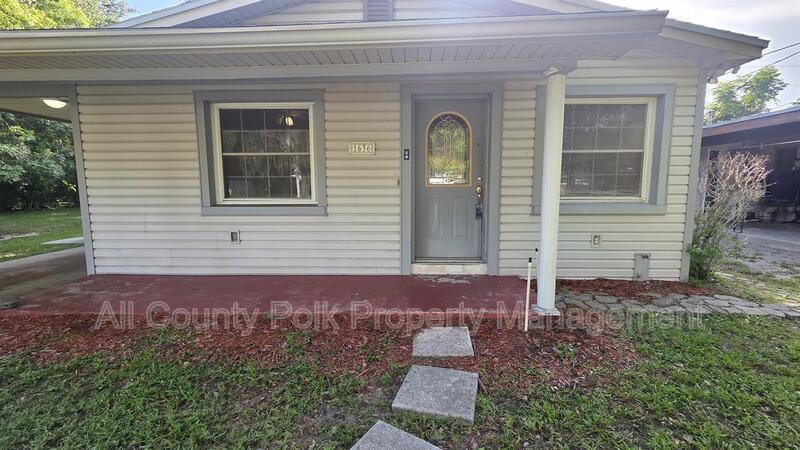 Lakeland House: 1636 Terry Rd