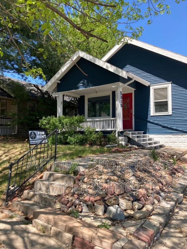 Lincoln House: 5318 Stockwell