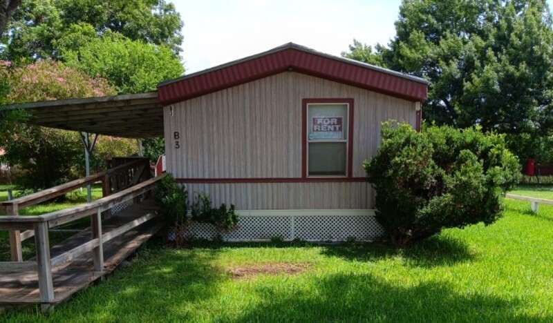 San Antonio Condo: 3230 S Loop 1604 EAST , #B03
