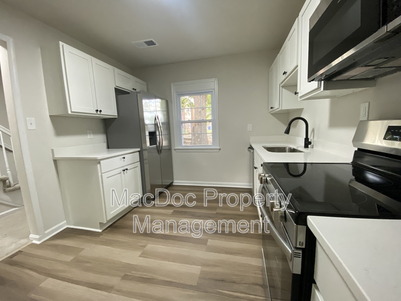 Fredericksburg Townhome: 9 Farrell Lane