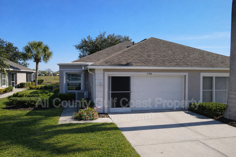 North Port House: 4388 FAIRWAY DR