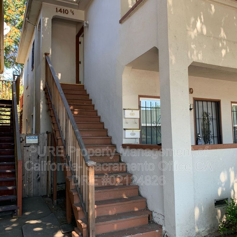 Sacramento House: 1410 1/2 19th St