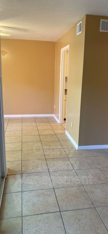 2 story 3 Bedroom Townhouse - Photo 5