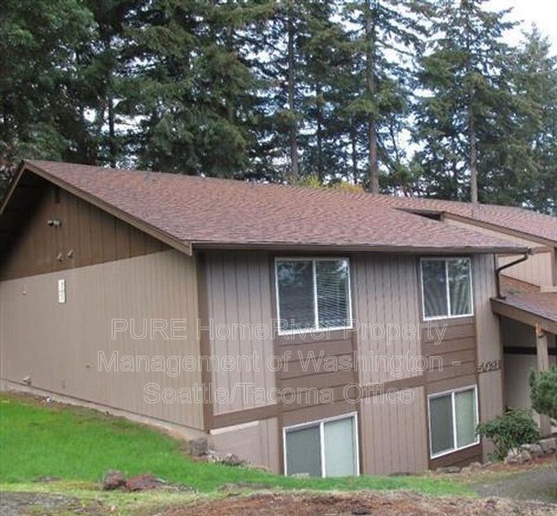 Tacoma Condo: 5031 S Orchard St