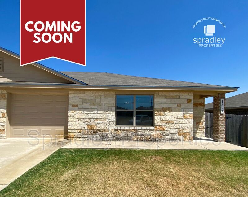 Belton Townhome: 1527 Chance Ct