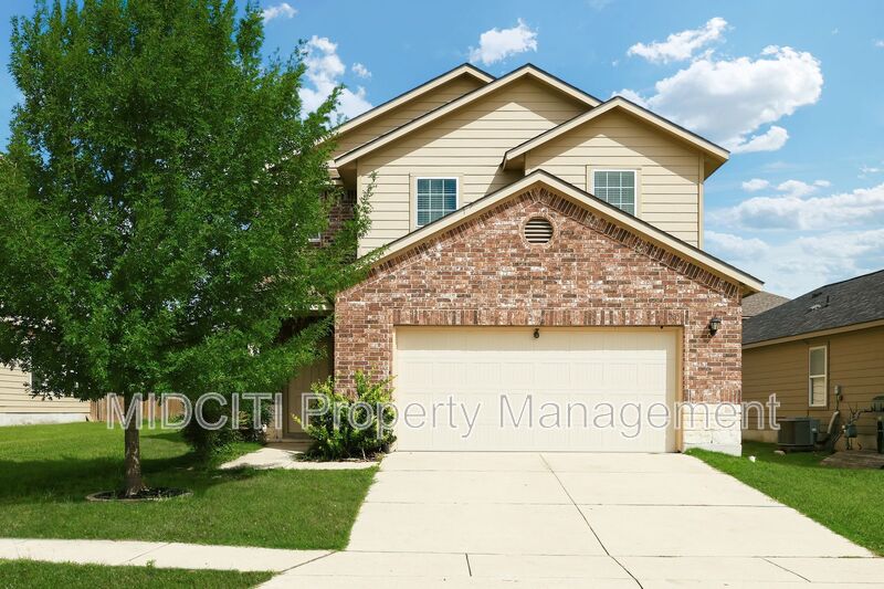 San Marcos House: 205 Tallow Trail