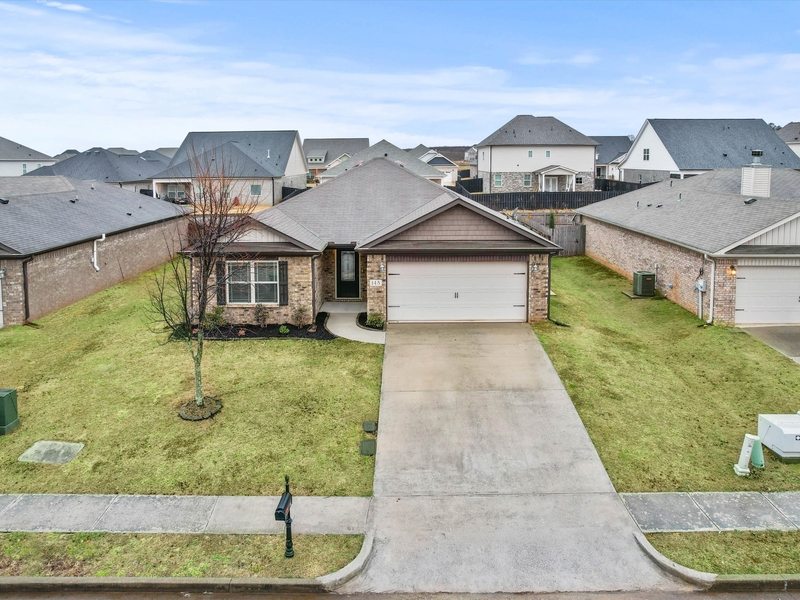 Meridianville House: 148 Walkers Hill Road