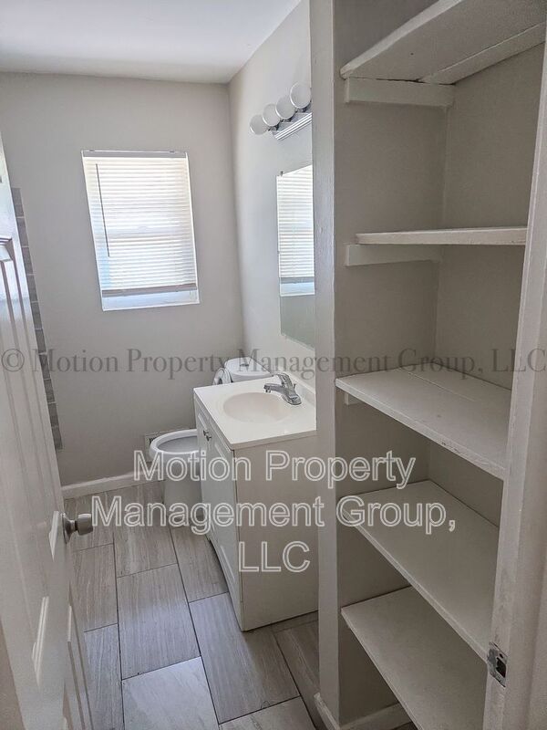 Atlanta House: 1595 Carlisle St NW