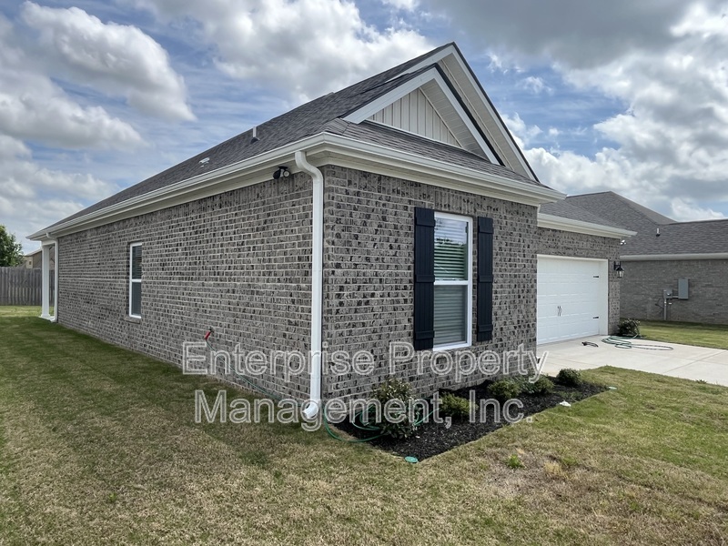 Photo 4 of 265 Kipling Dr