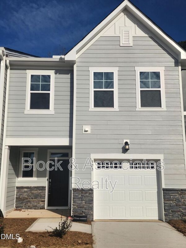 Apex House: 328 Deercroft Dr