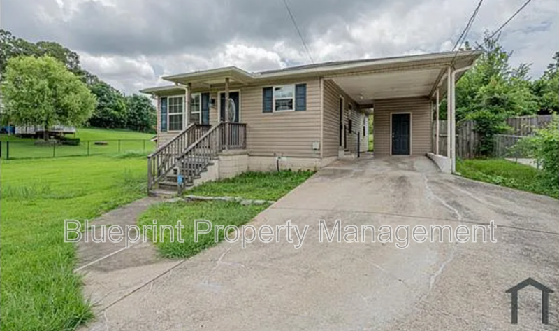 Bessemer House: 616 Elm Street Southwest