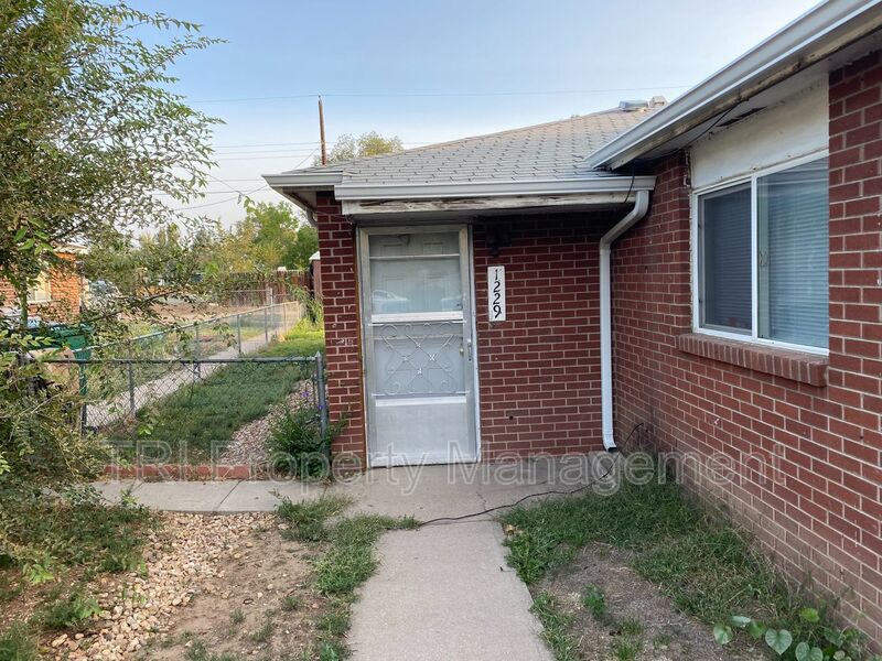 Evans House: 1229 32nd Street