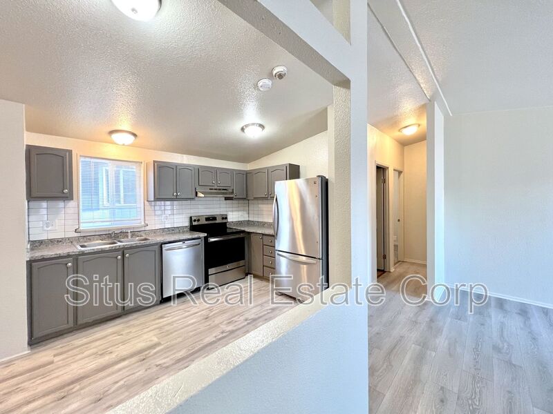 Denver House: 1128 N. Willow St.