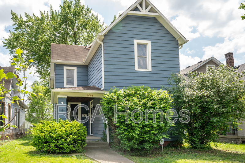 Indianapolis House: 1603 Woodlawn Avenue - B
