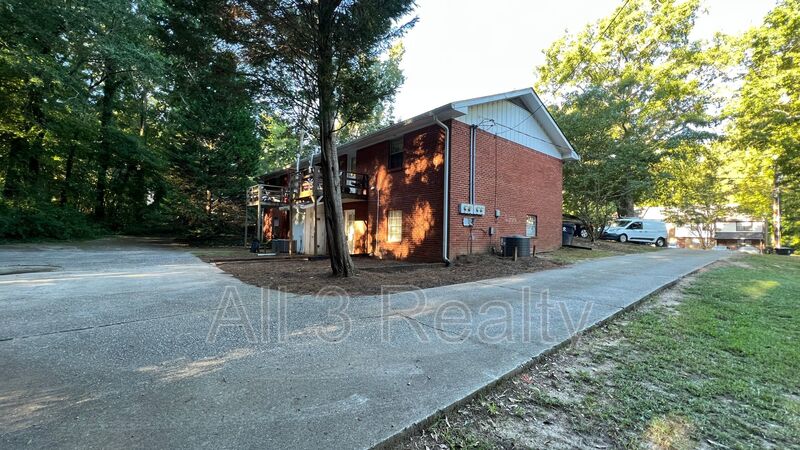 Fayetteville Condo: 135 Meadowbrook Ct