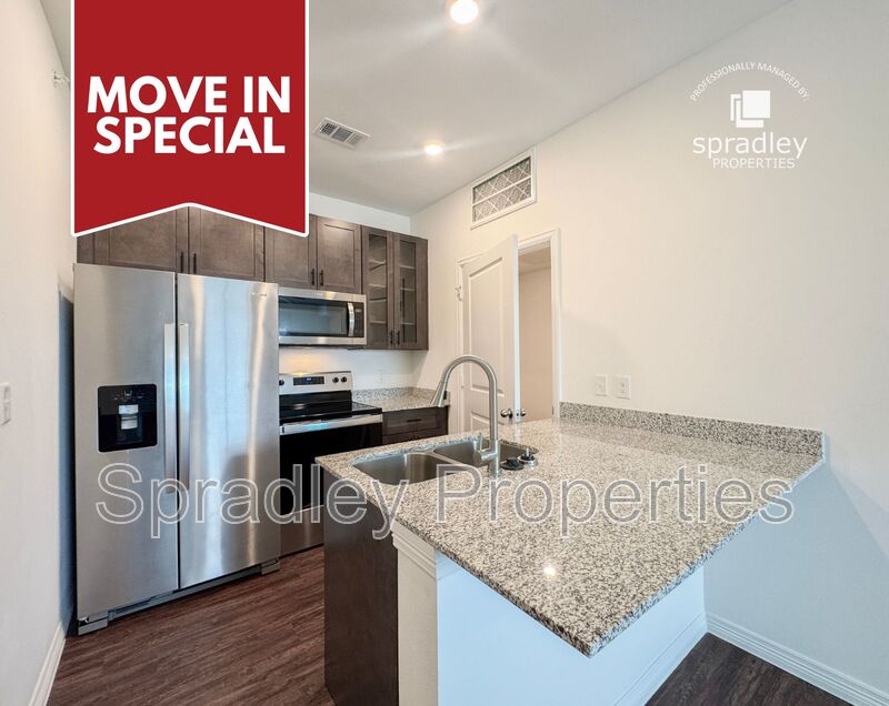 Belton Condo: 1124 W Ave O, Apt 1307