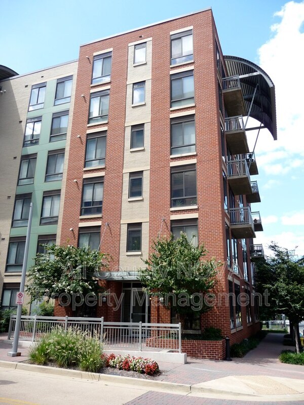 Main image for 1200 N. Hartford St. 212