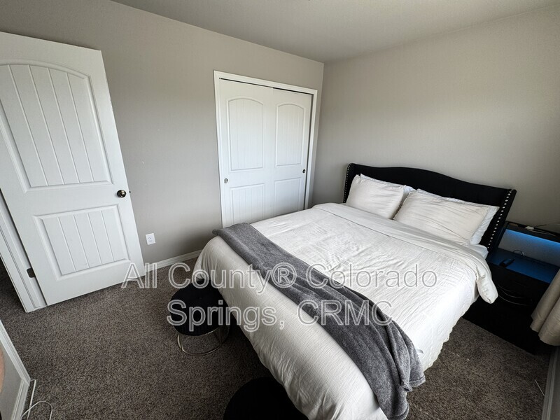 Main Rental Photo 19