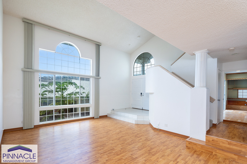 Honolulu House: 3533 Hinahina St. (Main House)