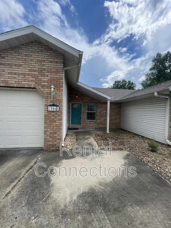 Marion Condo: 1306 Mack Apt E