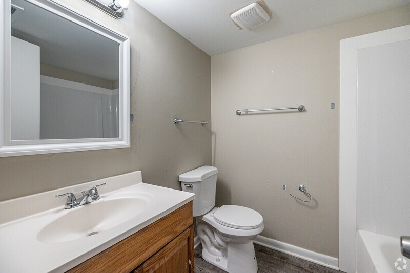 Photograph 8 of 2627 Wimpole Avenue, 81