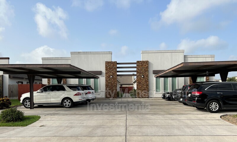 Edinburg Condo: 214 Fig