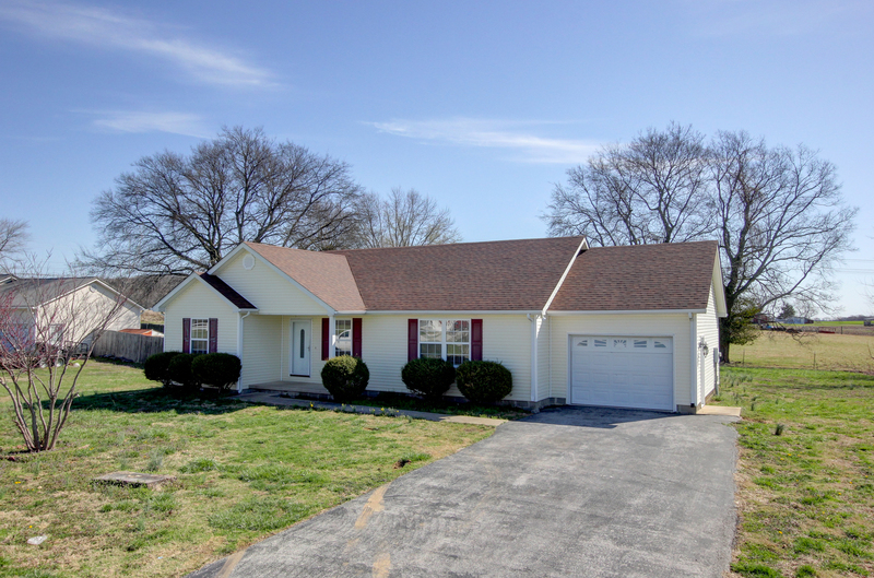 Elkton House: 51 Winding Oaks