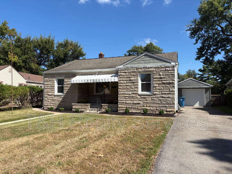 Indianapolis House: 5243 Kingsley Drive