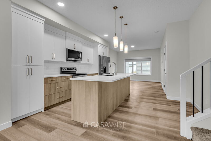 Leduc House: 1071 Berg Place