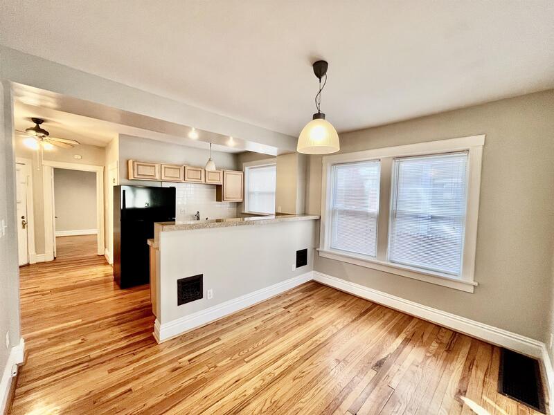 St. Louis Condo: 1533 McCausland Avenue