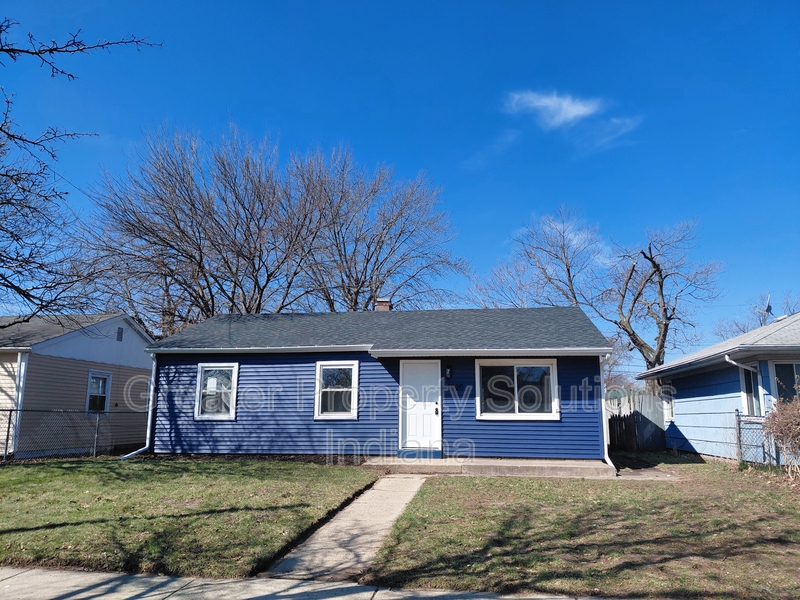 Hammond House: 7520 Chestnut Avenue