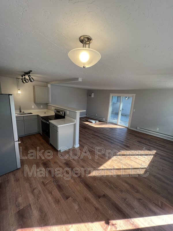 Coeur d Alene Condo: 1419 E Stiner Ave