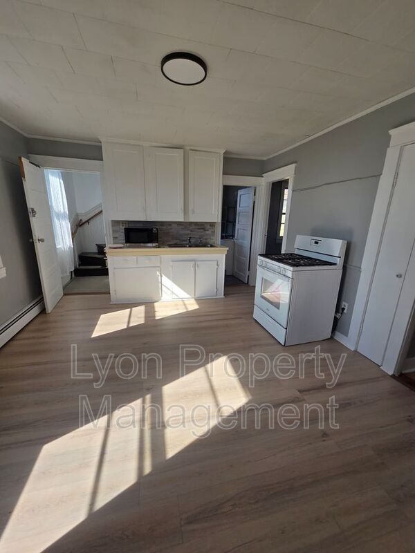 North Providence Condo: 26 Morgan Ave