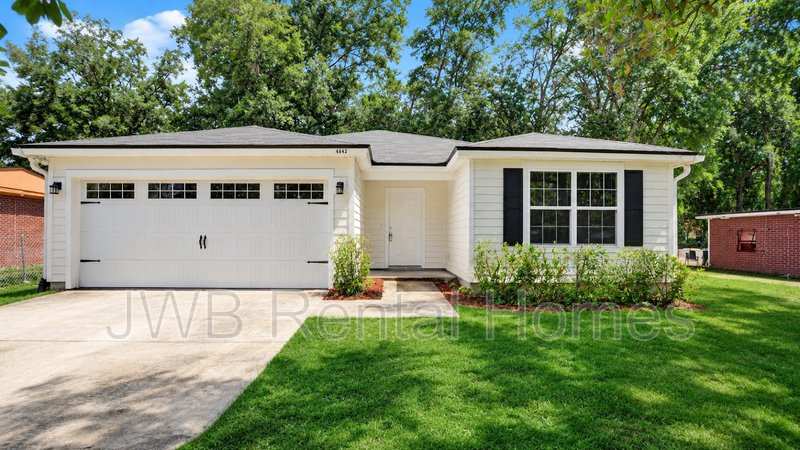 Jacksonville House: 4643 Williamsburg Ave