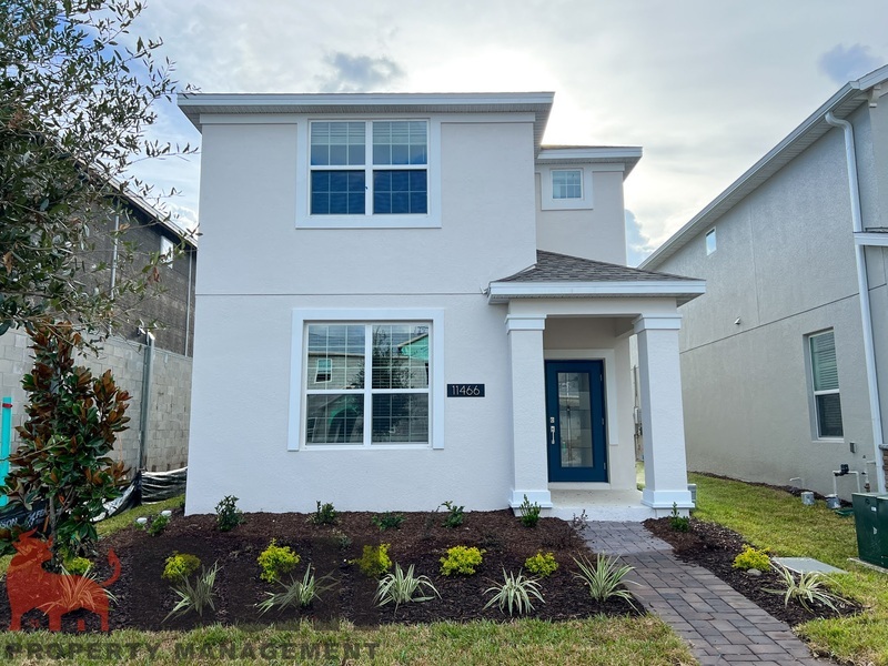 Orlando House: 11466 Listening Dr
